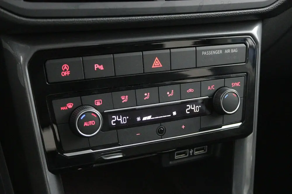 Volkswagen T-Cross 1.0 TSI AUTOMAAT I VIRTUAL I APPLE CAR-PL uit 2019, foto 7