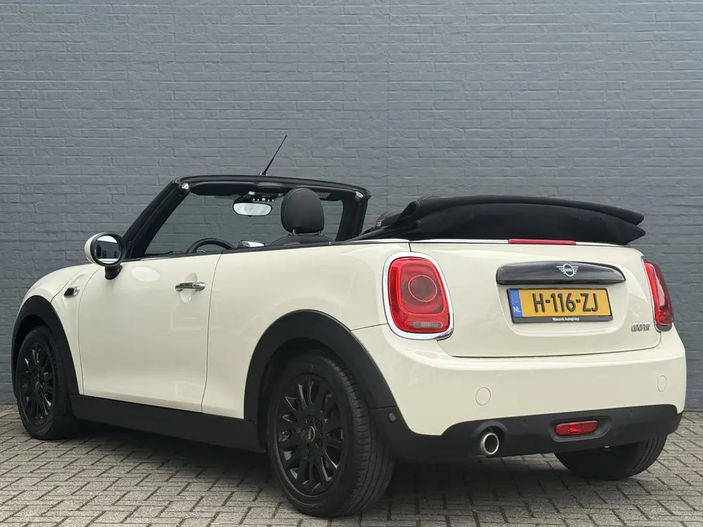 Mini Cabrio 1.5 Cooper Salt uit 2019, foto 11