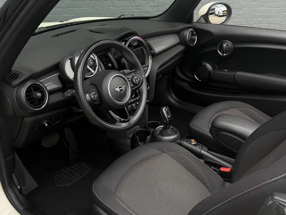 Mini Cabrio 1.5 Cooper Salt uit 2019, foto 12