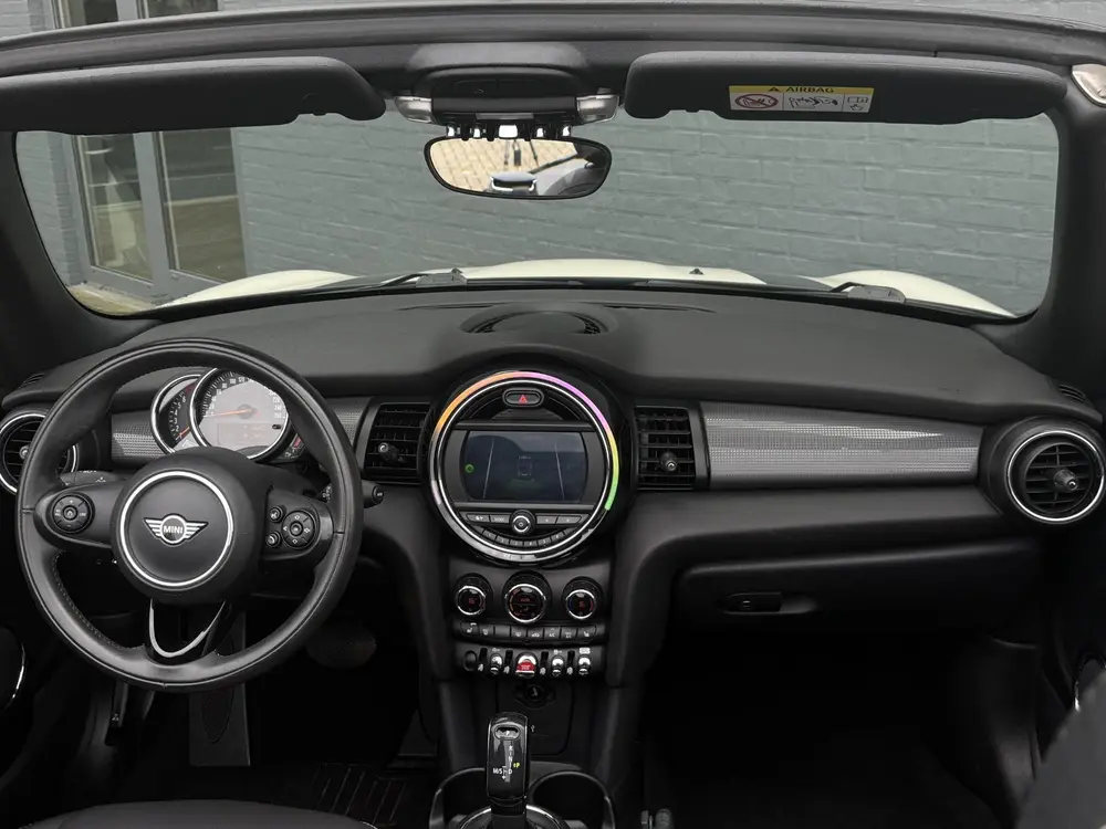 Mini Cabrio 1.5 Cooper Salt uit 2019, foto 18