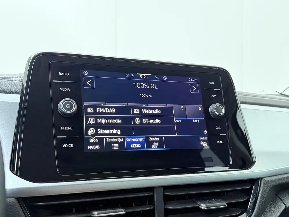 Volkswagen T-Roc 1.0 TSI Life | 110 PK | Adaptive Cruise Con uit 2022, foto 14