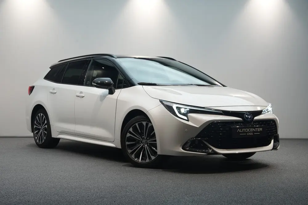 Toyota Corolla 2.0 Hybrid 200 uit 2025, foto 4