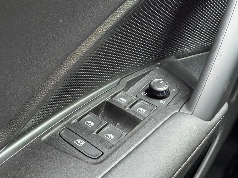 Volkswagen Tiguan 1.5 eTSI DSG LIFE GOAL 360CAMERA/NAVI/TREK uit 2025, foto 16