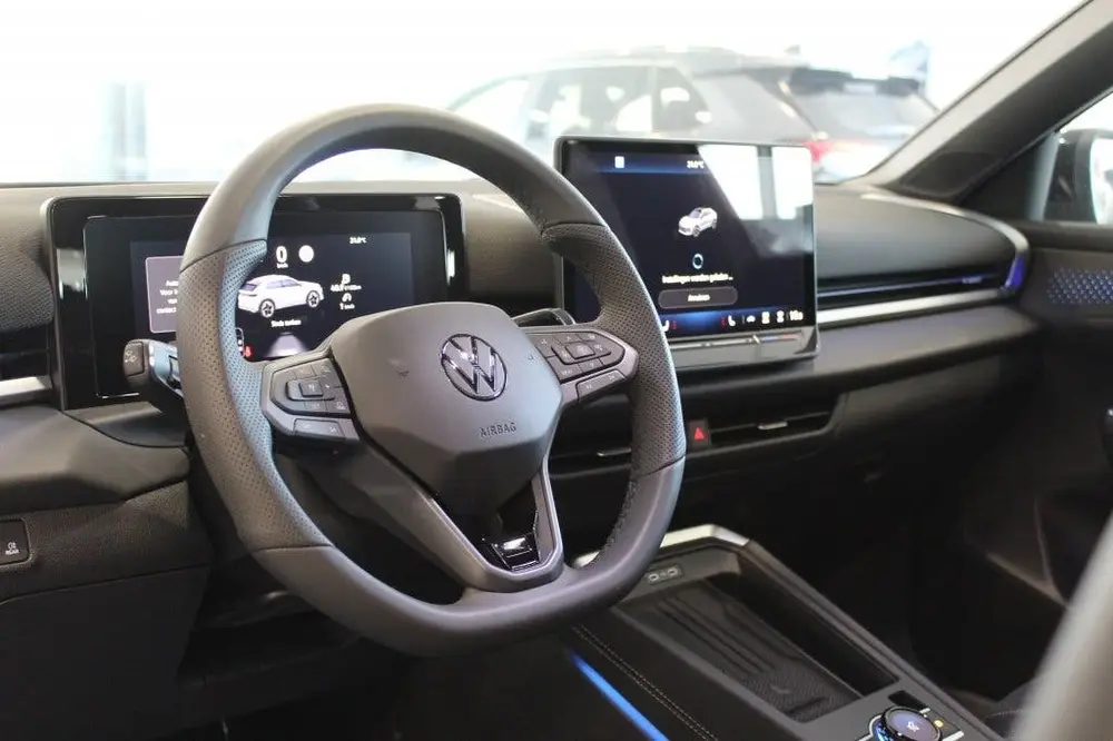 Volkswagen T-Roc 1.5 eTSI R-Line/PANO/CAMERA/CARPLAY uit 2026, foto 11