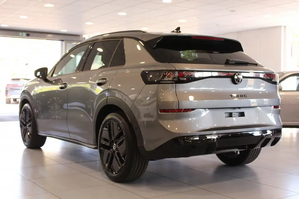 Volkswagen T-Roc 1.5 eTSI R-Line/PANO/CAMERA/CARPLAY uit 2026, foto 5