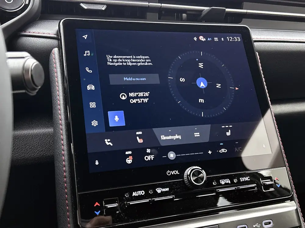 Lexus LBX Emotion 2WD Tech Pack uit 2025, foto 9