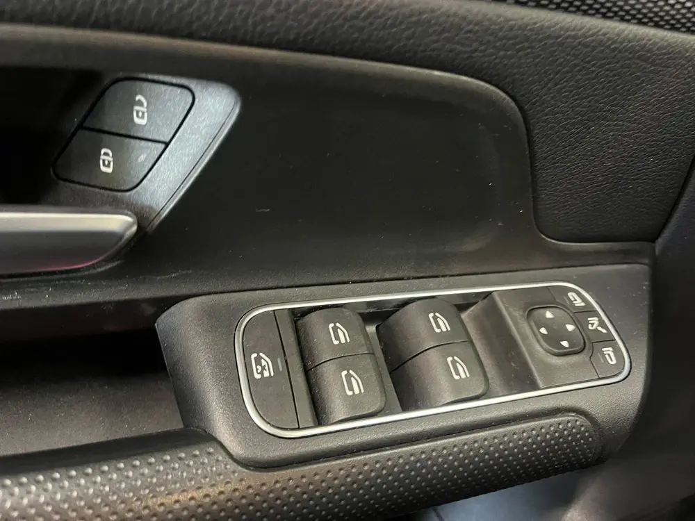 Mercedes-Benz GLA 250 e Business Solution Navigatie C uit 2022, foto 11