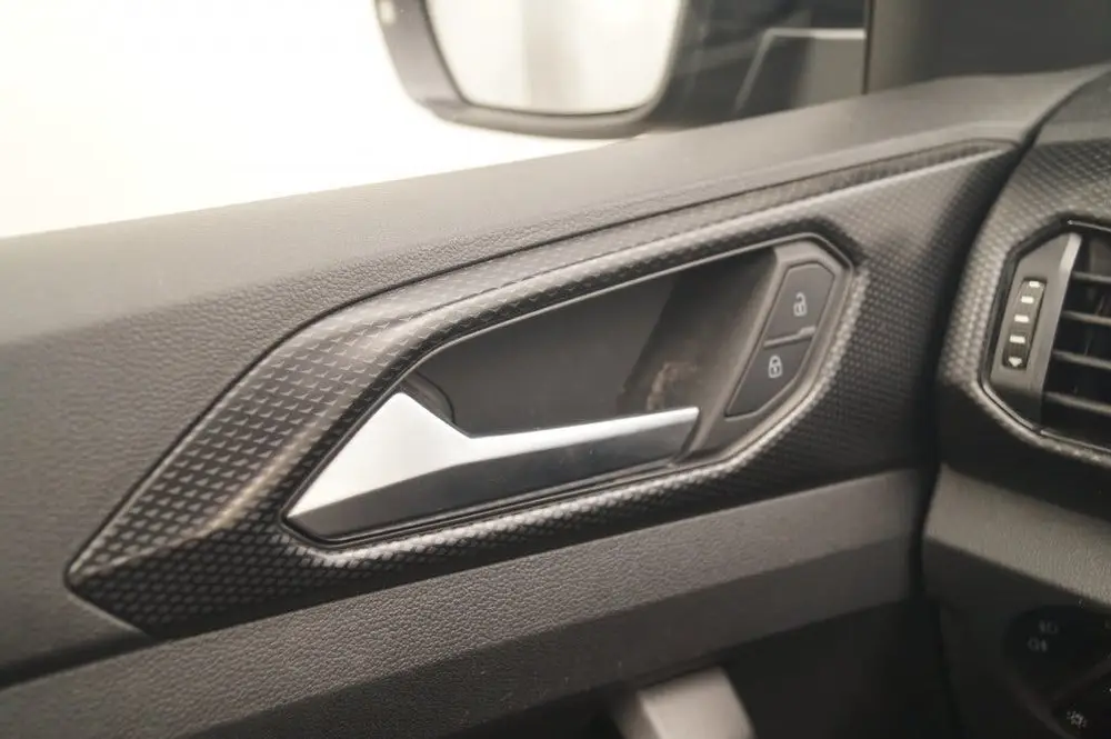 Volkswagen T-Cross 1.0 TSI Life -NAVI-PDC-AIRCO-DAB-CARPLAY uit 2022, foto 18