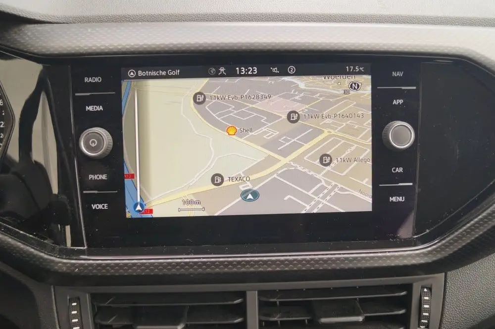 Volkswagen T-Cross 1.0 TSI Life -NAVI-PDC-AIRCO-DAB-CARPLAY uit 2022, foto 20