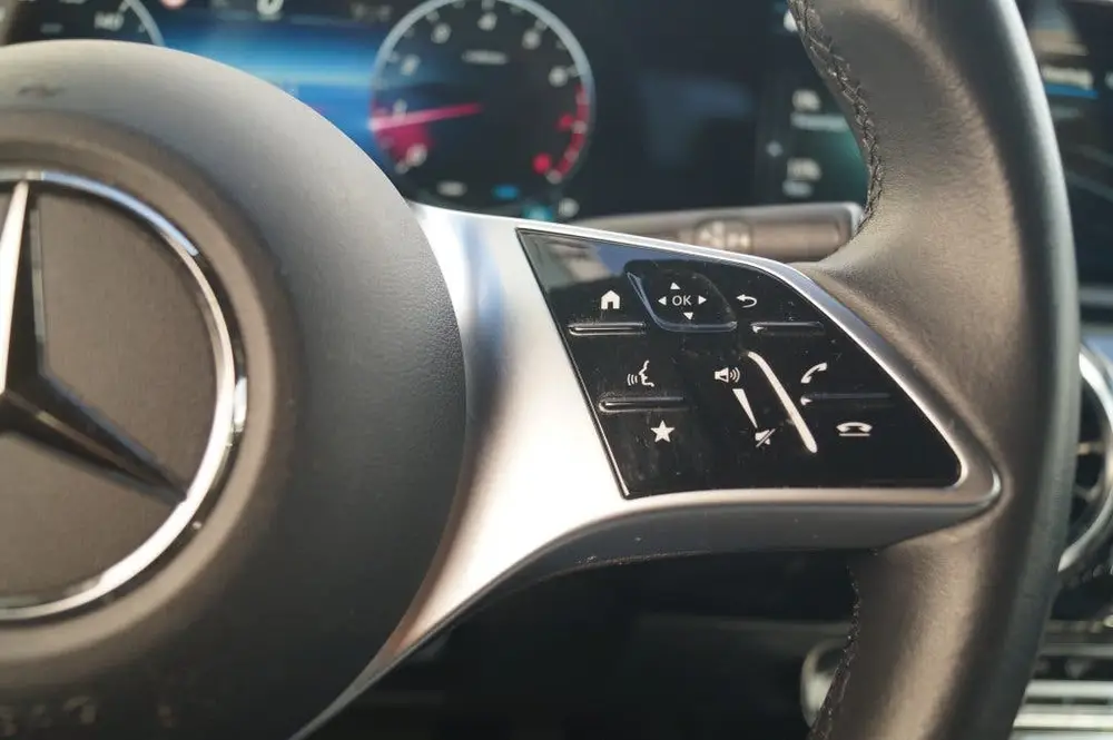 Mercedes-Benz A-Klasse 180 Automaat Luxury Line -LED-ECC-PDC uit 2023, foto 12