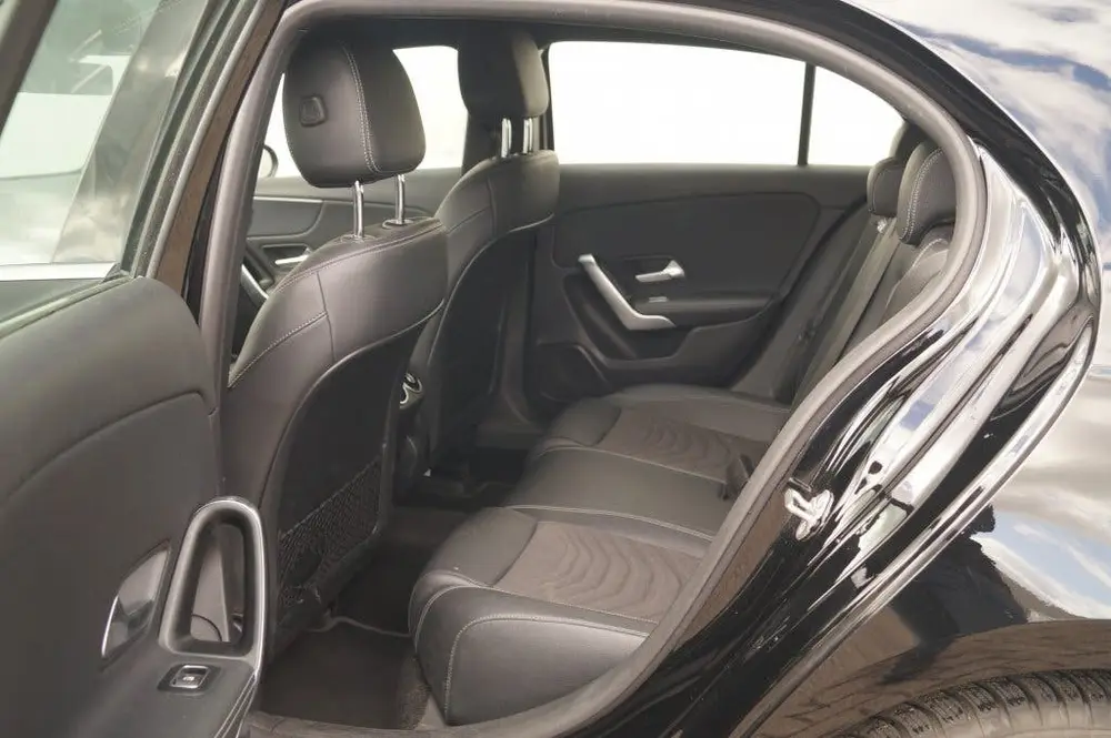 Mercedes-Benz A-Klasse 180 Automaat Luxury Line -LED-ECC-PDC uit 2023, foto 8