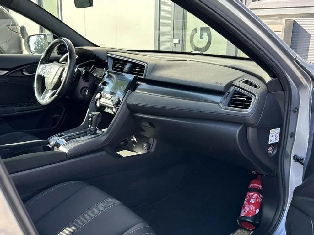 Honda Civic 1.0 i-VTEC Black Edition Automaat Clima Cruise uit 2019, foto 9
