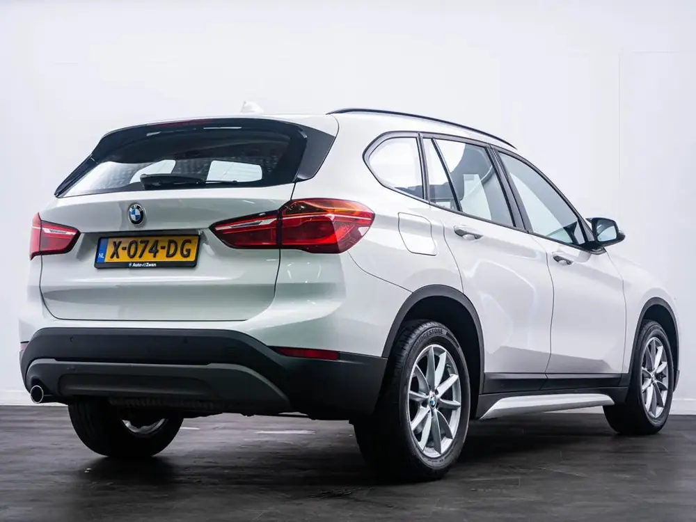 BMW X1 SDrive18i High Executive Edition PDC|Navi + Winterset uit 2019, foto 3
