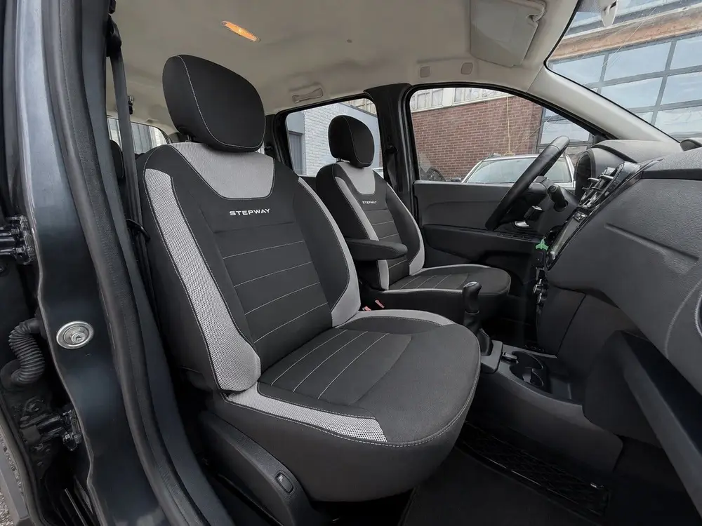 Dacia Lodgy 1.6 SCe Stepway | Airco | Cruise | DealerOH uit 2019, foto 12