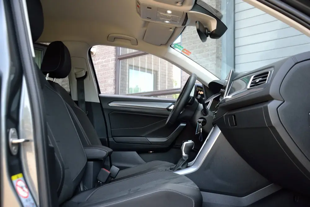 Volkswagen T-Roc 1.5 TSI Style 150PK Automaat | IQ Light | A uit 2022, foto 8