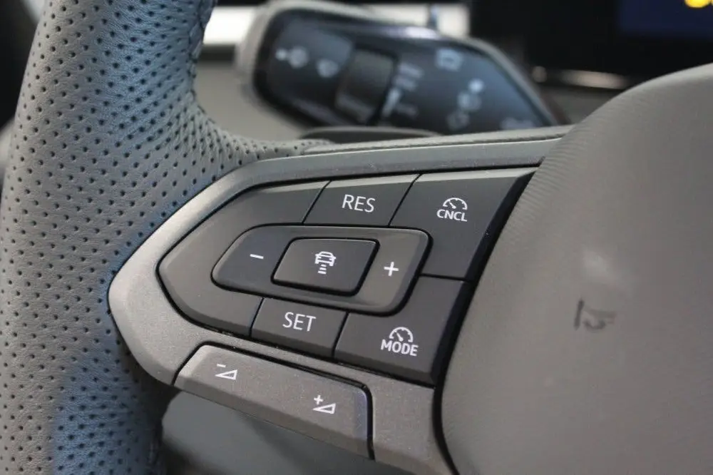 Volkswagen T-Roc 1.5 eTSI R-Line/PANO/CAMERA/CARPLAY uit 2026, foto 15