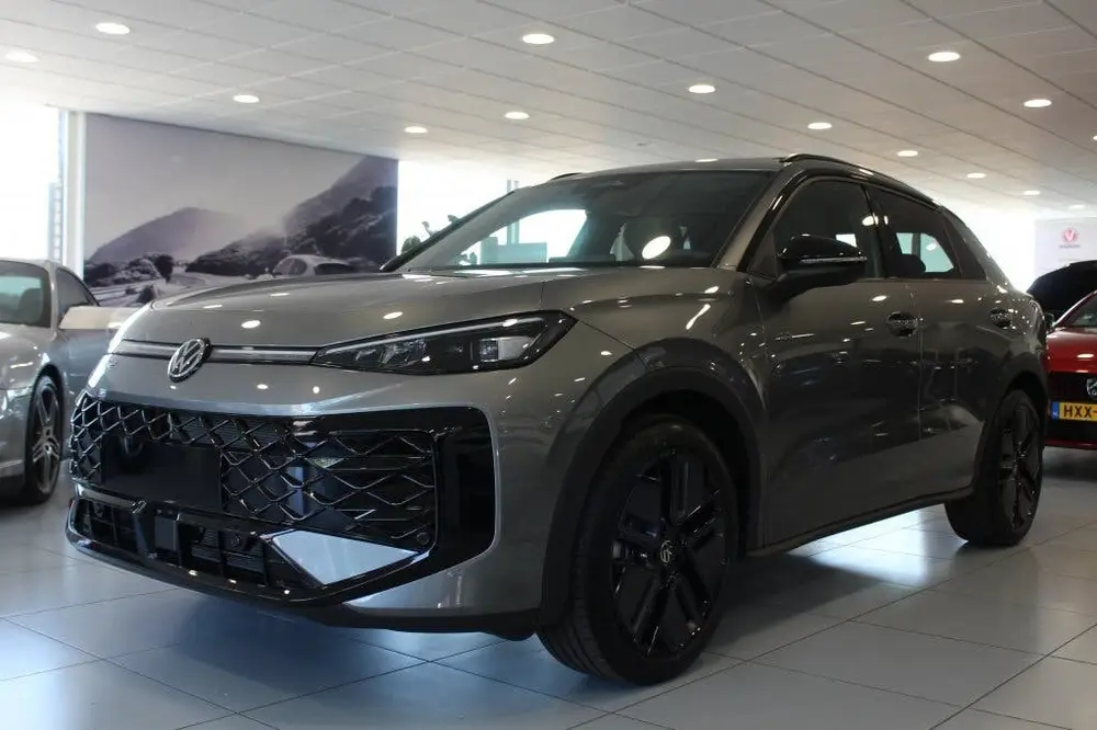 Volkswagen T-Roc 1.5 eTSI R-Line/PANO/CAMERA/CARPLAY uit 2026, foto 3