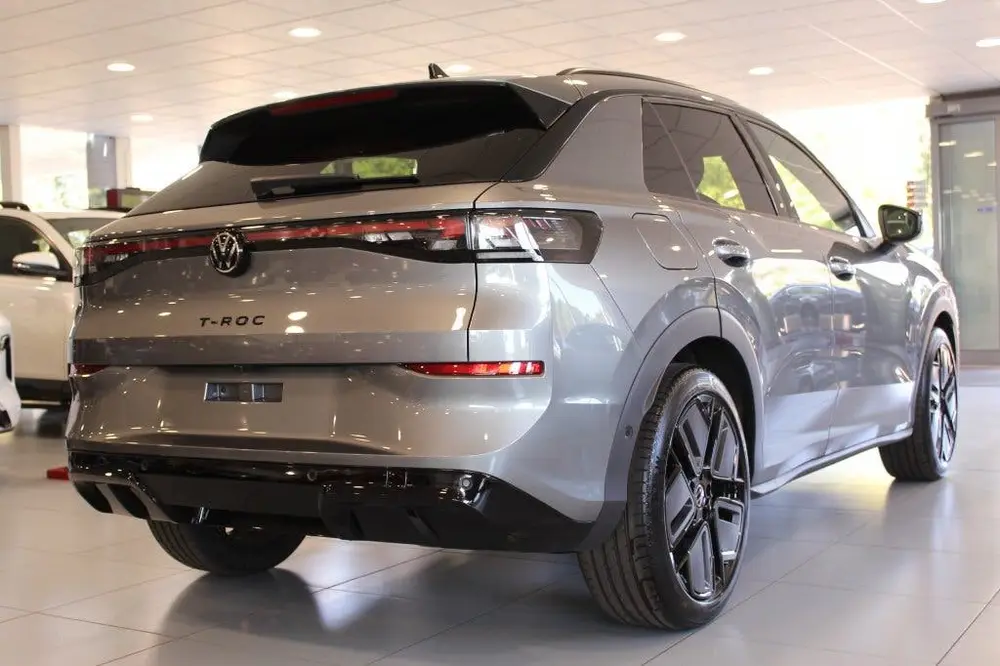Volkswagen T-Roc 1.5 eTSI R-Line/PANO/CAMERA/CARPLAY uit 2026, foto 7