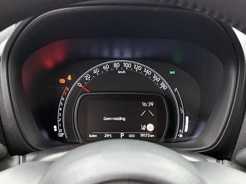 Toyota Aygo X 1.0 VVT-i S-CVT Pulse + uit 2025, foto 5