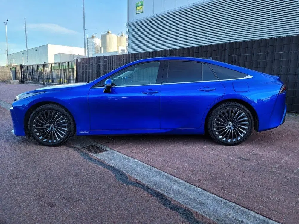 Toyota Mirai Prestige Waterstof uit 2021, foto 2