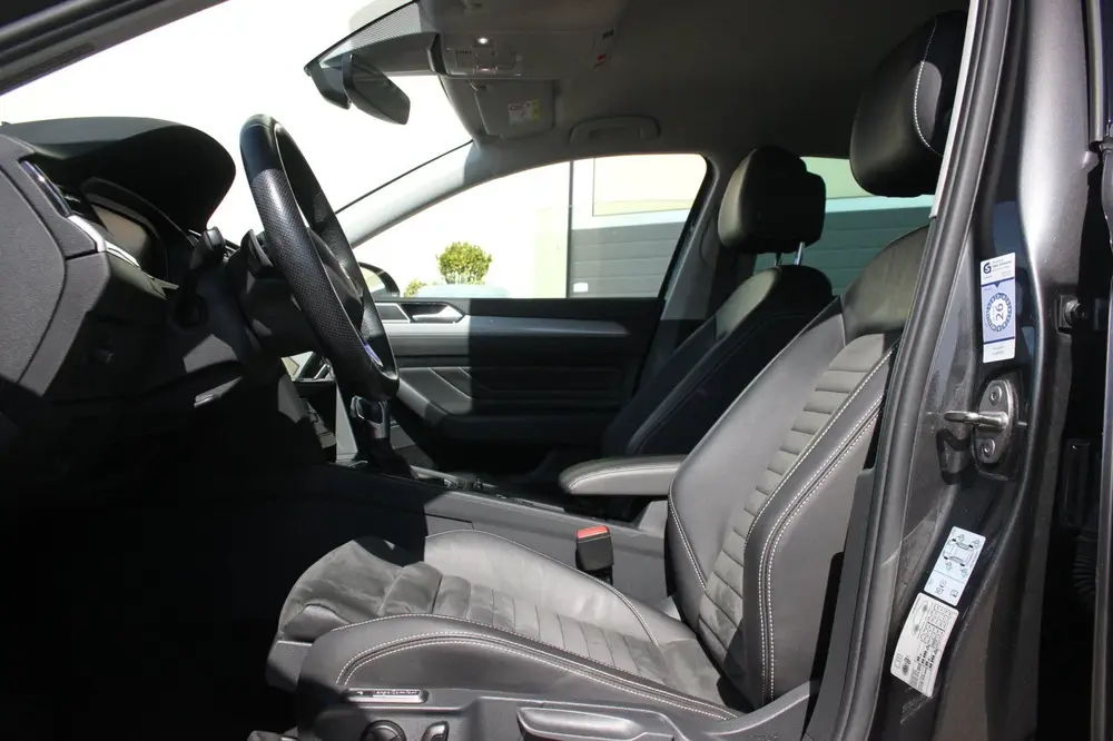 Volkswagen Passat Variant 1.4 TSI GTE Business | Trekhaak | uit 2022, foto 16