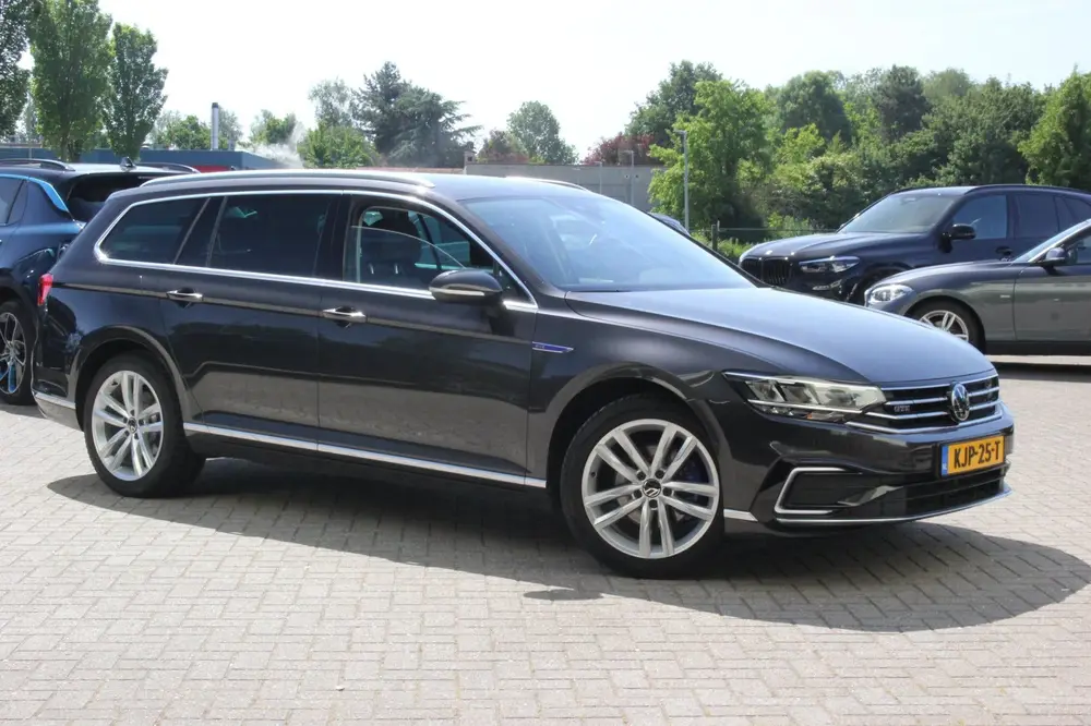 Volkswagen Passat Variant 1.4 TSI GTE Business | Trekhaak | uit 2022, foto 20