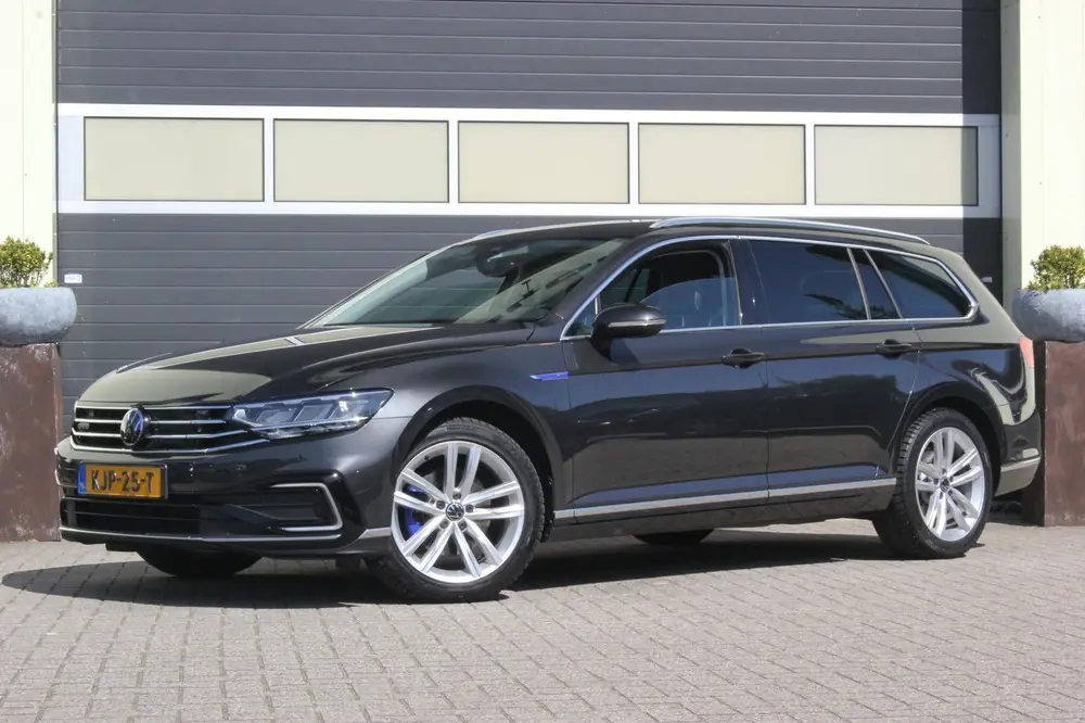 Volkswagen Passat Variant 1.4 TSI GTE Business | Trekhaak | uit 2022, foto 3