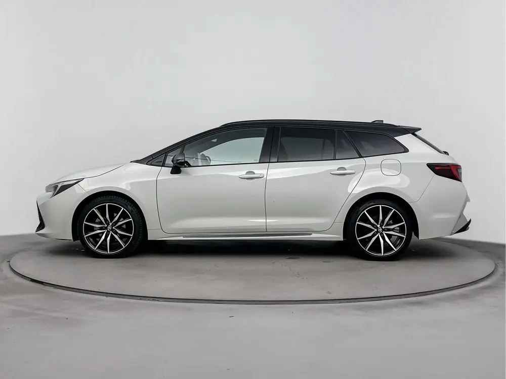 Toyota Corolla Hybrid 200 Business GR Sport P uit 2024, foto 3
