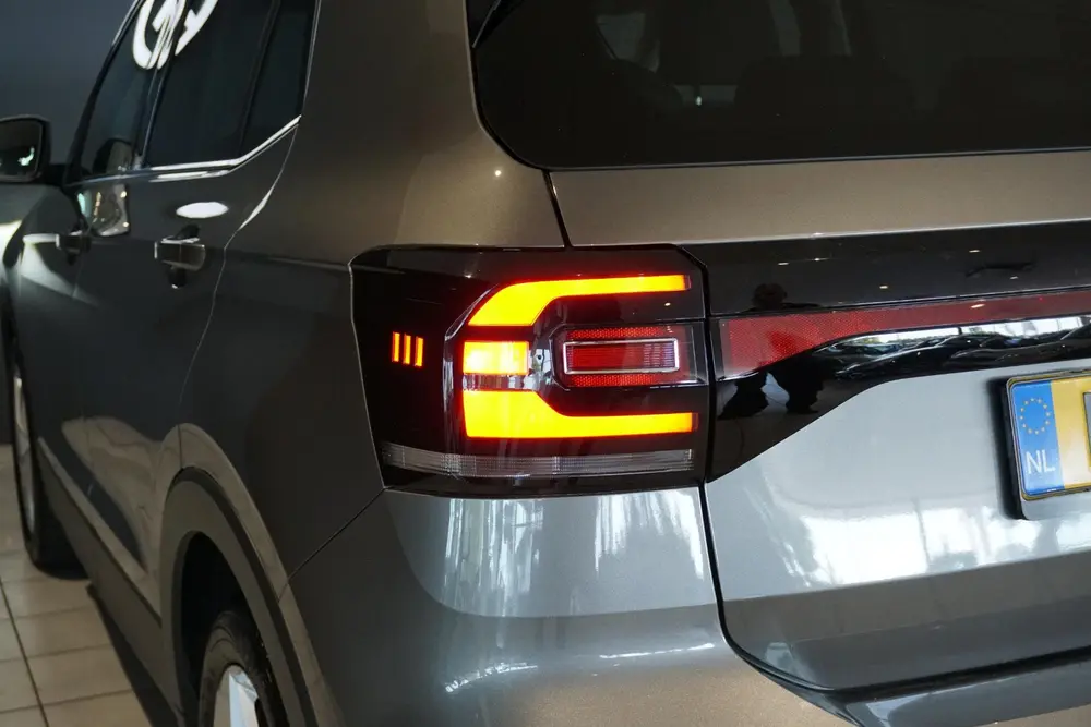 Volkswagen T-Cross 1.0 TSI Style AUT. + TREKHAAK / DIGITALE uit 2021, foto 12