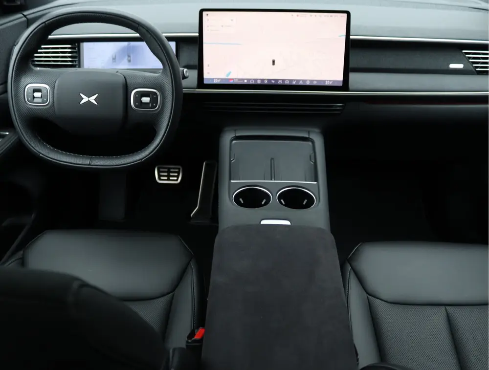 Xpeng G6 RWD Standard Range 66 kWh | Panoramadak | Leder | 3 uit 2024, foto 4