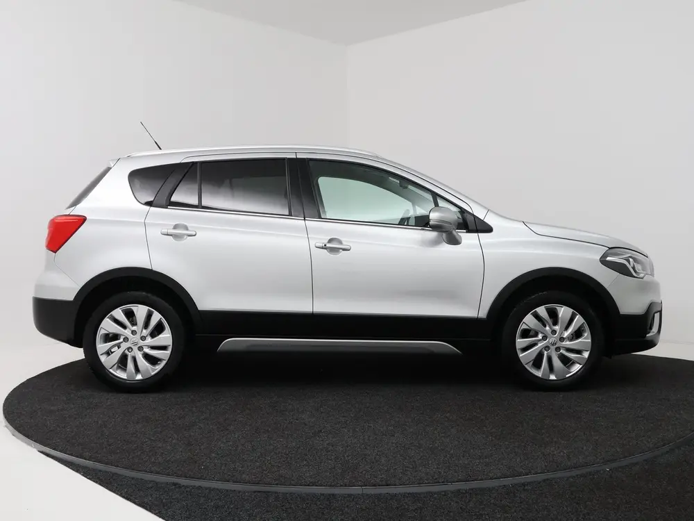 Suzuki S-Cross 1.4 Boosterjet Select Smart Hybrid automaa uit 2021, foto 12