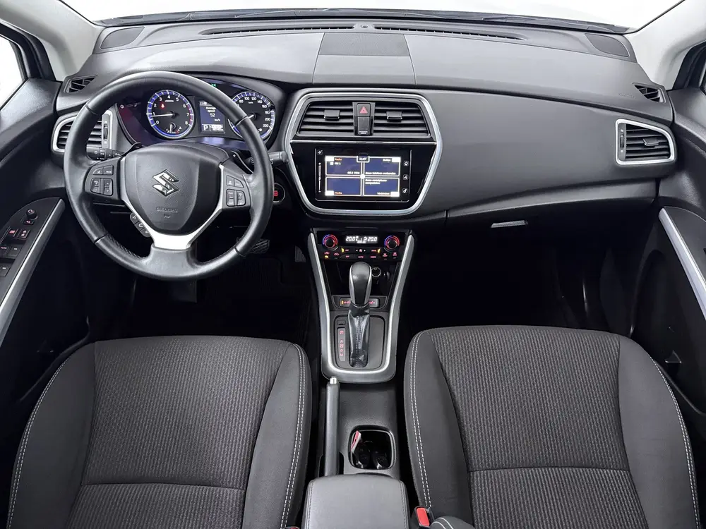 Suzuki S-Cross 1.4 Boosterjet Select Smart Hybrid automaa uit 2021, foto 4