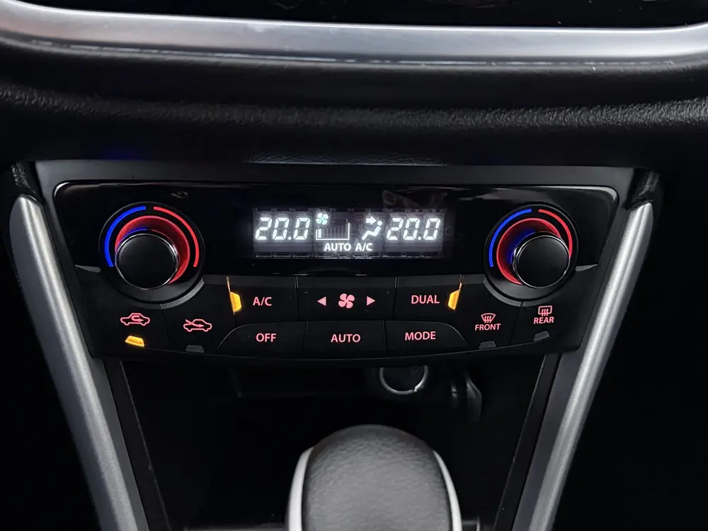 Suzuki S-Cross 1.4 Boosterjet Select Smart Hybrid automaa uit 2021, foto 7