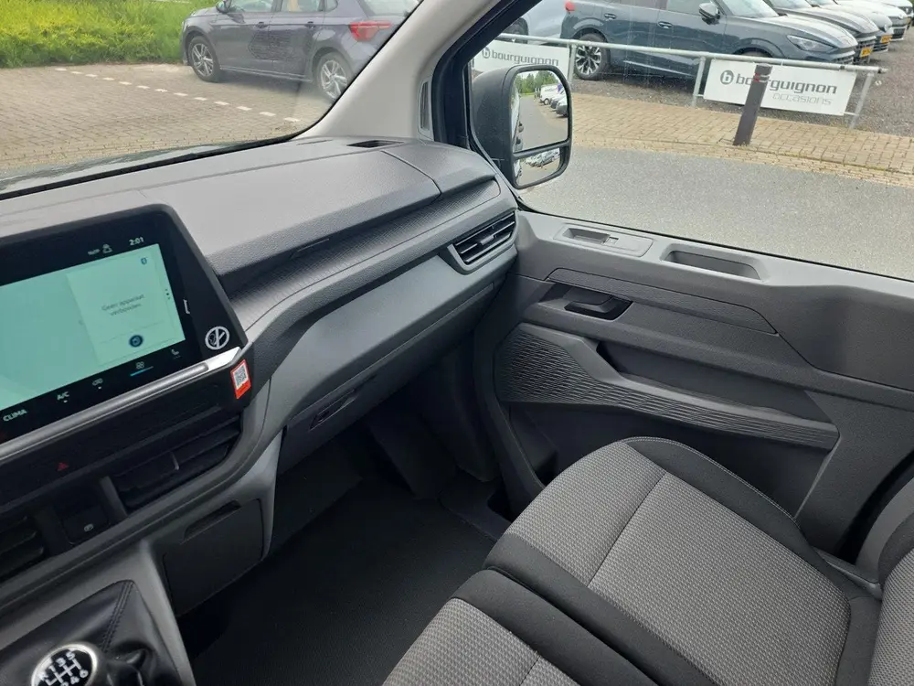 Volkswagen Transporter 2.0 TDI L2H1 uit 2025, foto 9