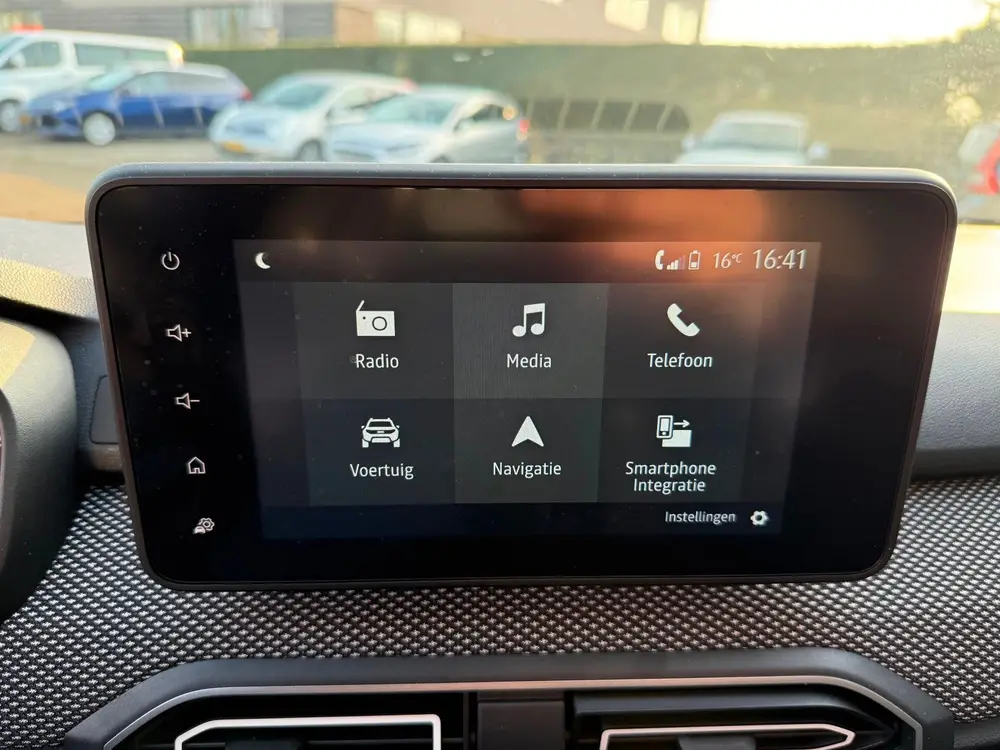 Dacia Sandero 1.0 TCe 90 Expression Automaat uit 2022, foto 12