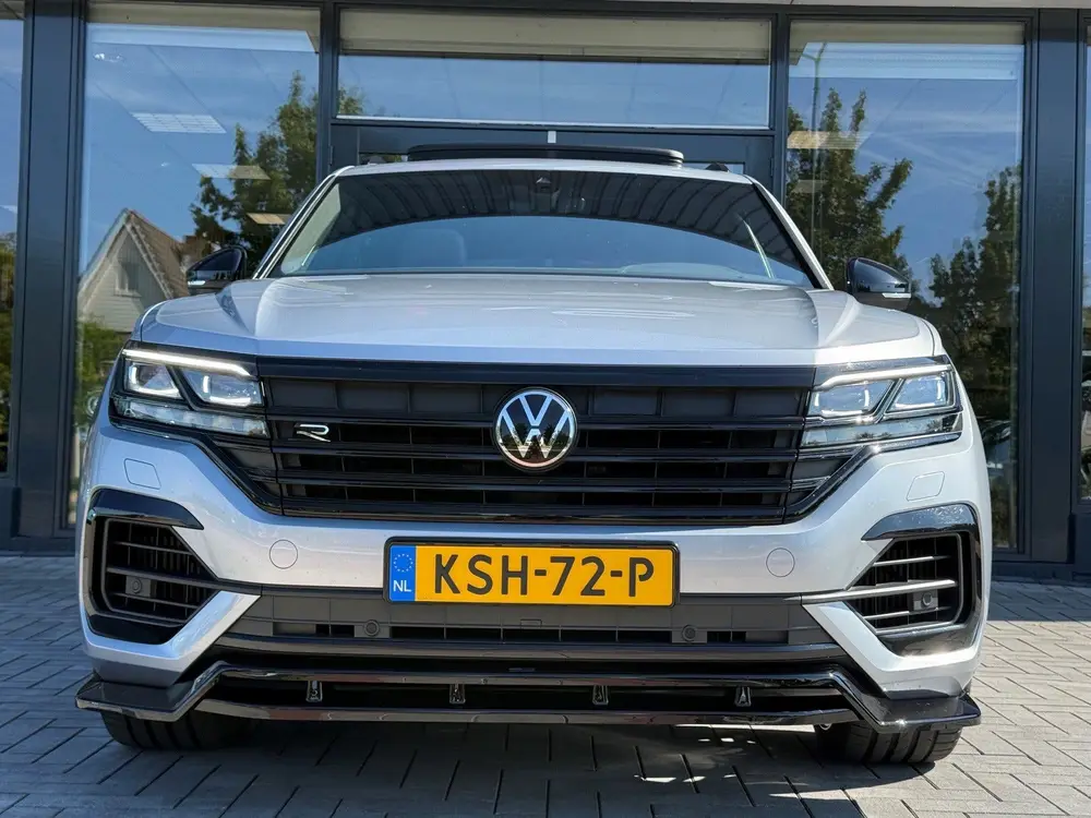 Volkswagen Touareg 3.0 TSi eHybrid R Line 4MOTION 462PK Maxt uit 2021, foto 6