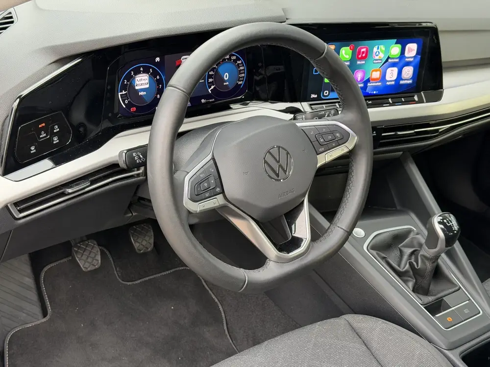 Volkswagen Golf 1.0 TSI Life | Camera | Dodehoek | ACC uit 2024, foto 2