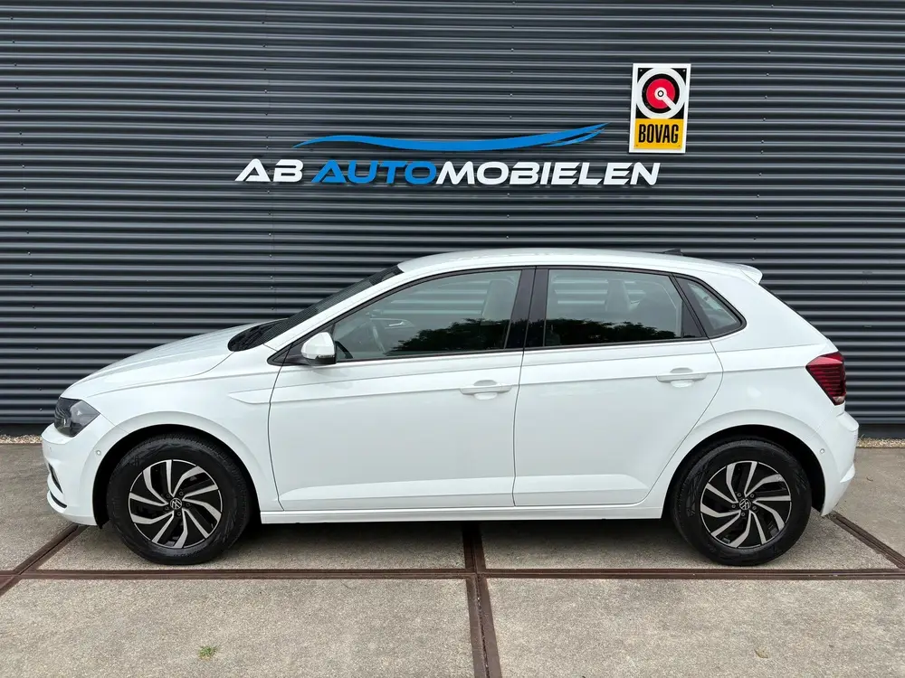 Volkswagen Polo 1.0 TSI Comfortline Business AUTOMAAT/ CAMER uit 2019, foto 2