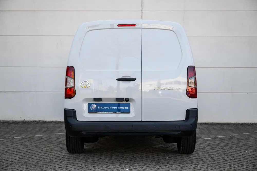 Toyota Proace City 1.2 Turbo 110pk L2 Long 3-PRS uit 2024, foto 9