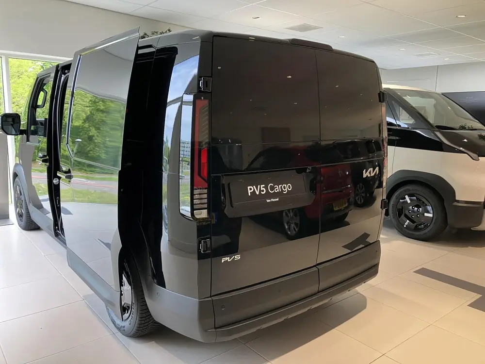 Kia PV5 L2H1 Elite 51.5 kWh RIJKLAAR (excl. BTW) uit 2026, foto 3
