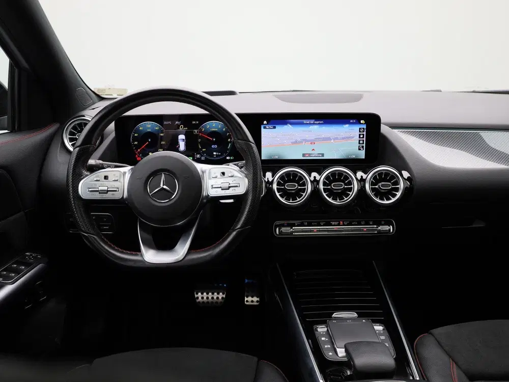 Mercedes-Benz GLA 250 e AMG Line Premium Plus uit 2023, foto 7