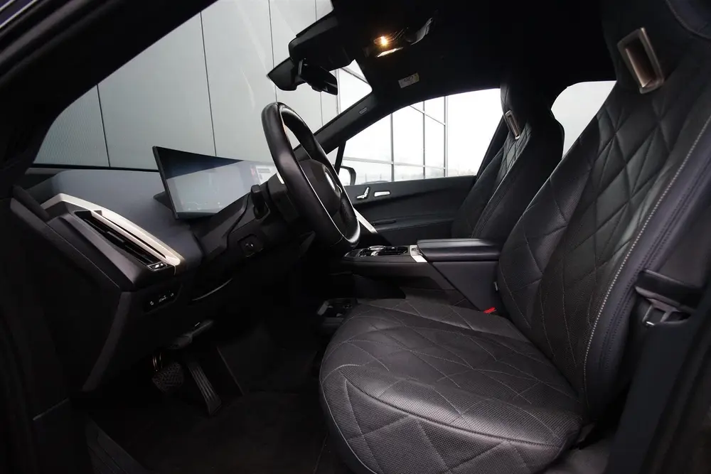 BMW iX SOH 99.9%*SportPakket*Laserlicht*Trekhaak* uit 2021, foto 4