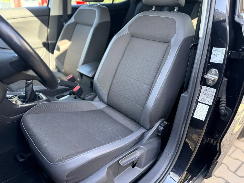 Volkswagen T-Cross 1.0 TSI Style uit 2021, foto 11
