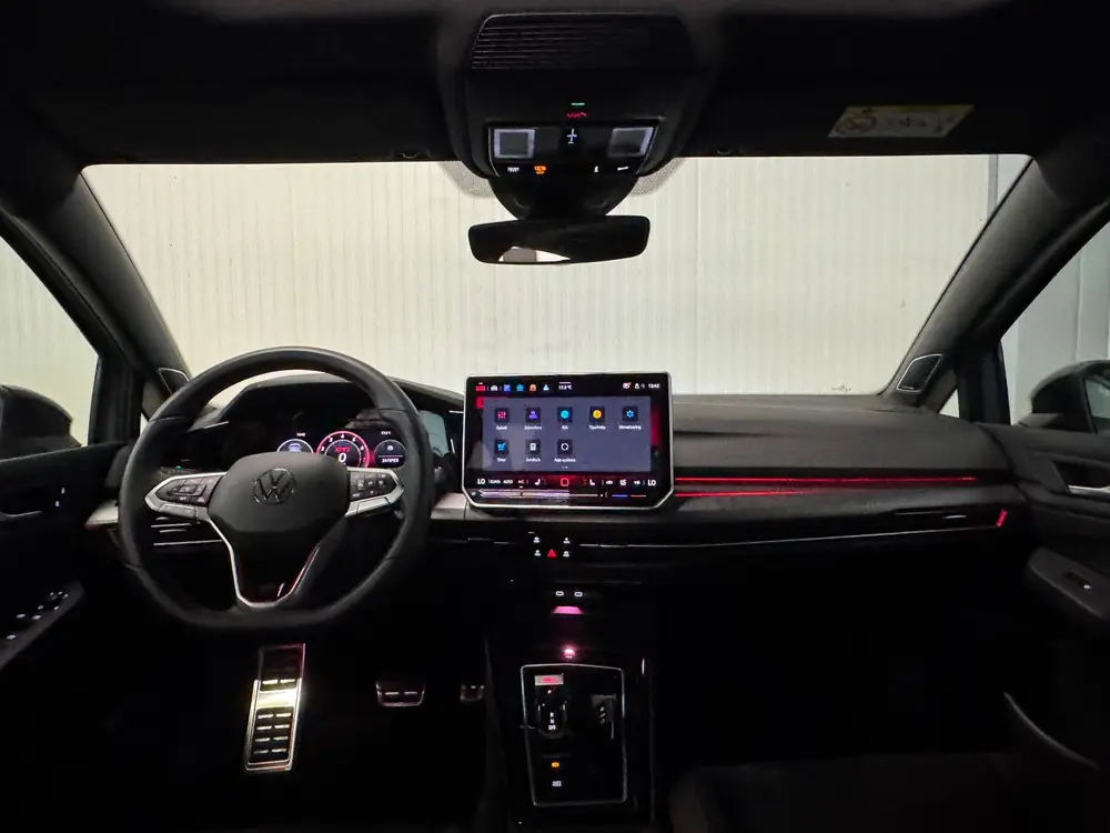Volkswagen Golf 2.0 TSI GTI Clubsport| HUD | IQ LIGHTS | PAN uit 2025, foto 16