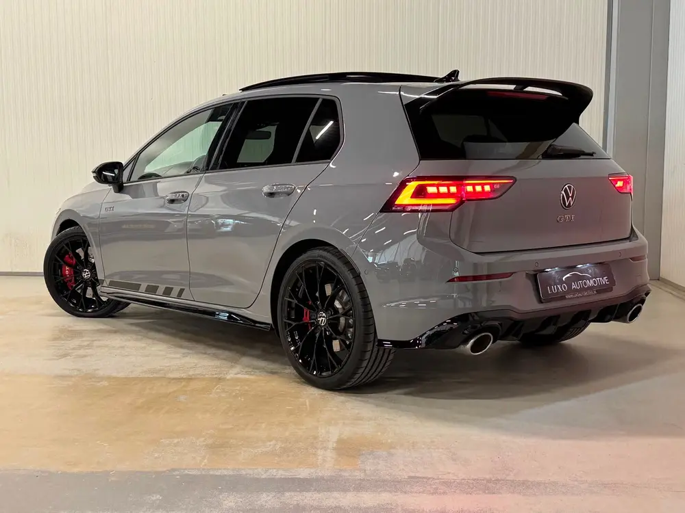 Volkswagen Golf 2.0 TSI GTI Clubsport| HUD | IQ LIGHTS | PAN uit 2025, foto 2