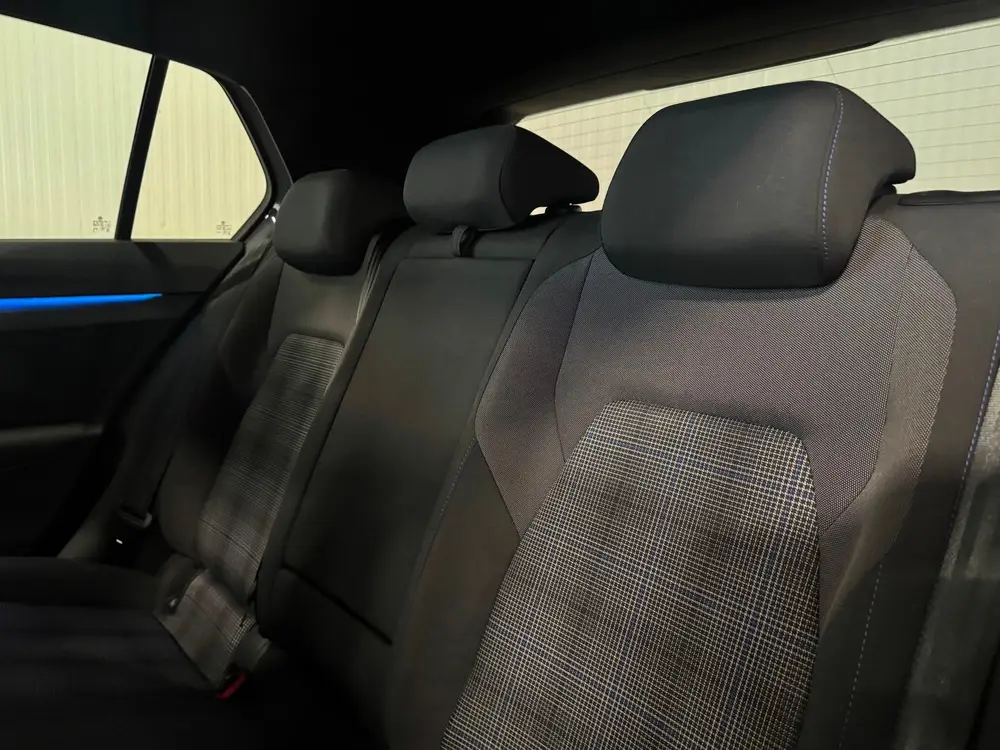 Volkswagen Golf 1.5 eHybrid GTE | HUD | PANO | NARDO GREY | uit 2025, foto 5
