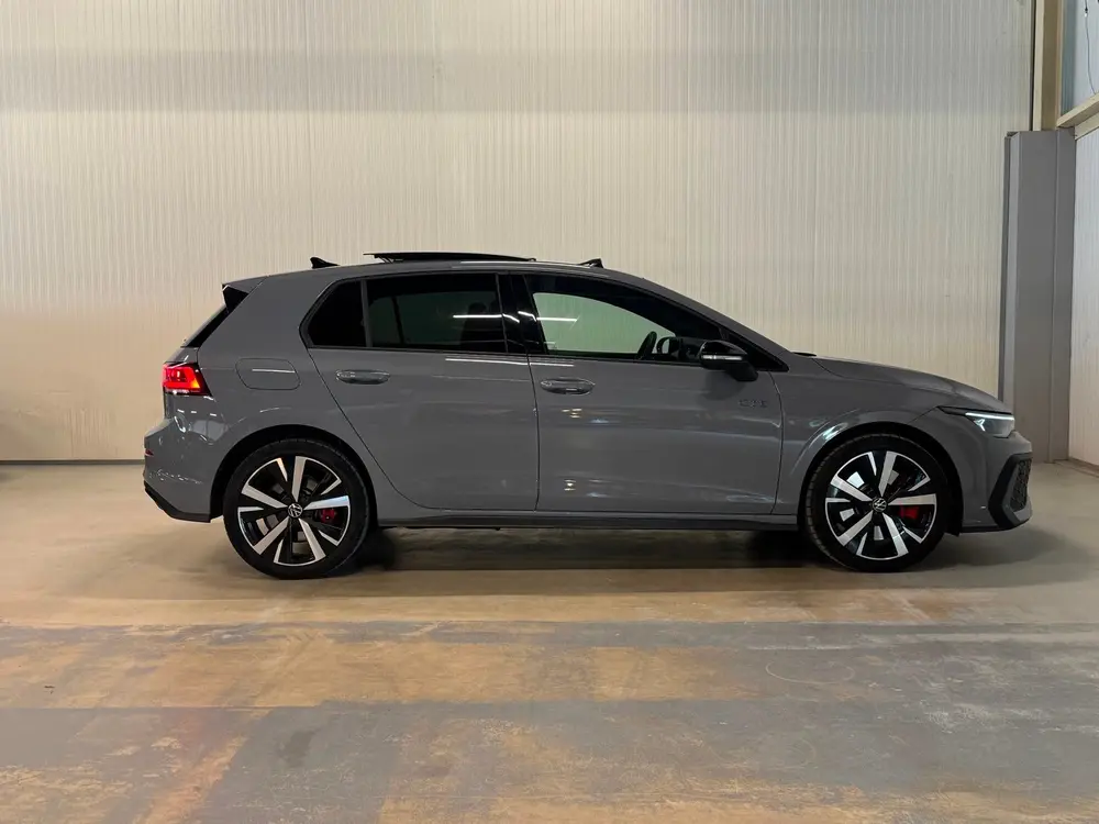 Volkswagen Golf 1.5 eHybrid GTE | HUD | PANO | NARDO GREY | uit 2025, foto 7