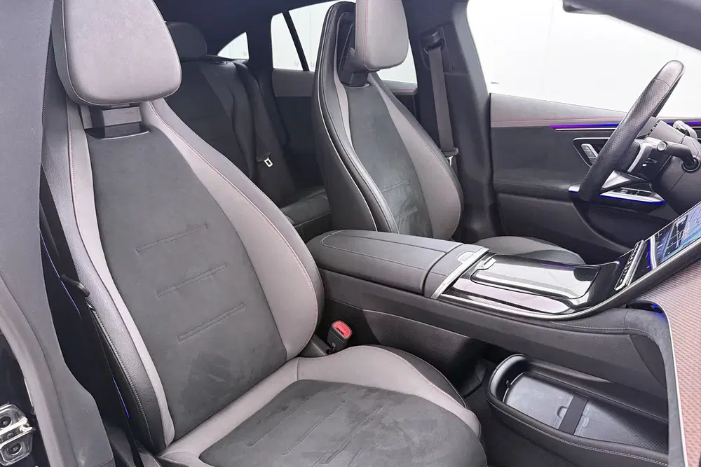 Mercedes-Benz EQE 350 4Matic AMG 91kWh Warmtepomp Pano-dak F uit 2023, foto 17