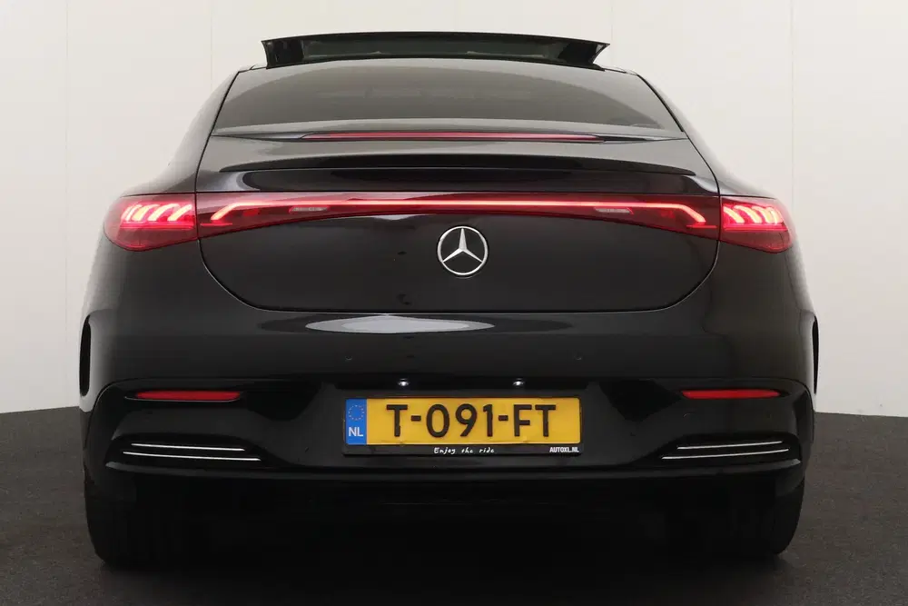 Mercedes-Benz EQE 350 4Matic AMG 91kWh Warmtepomp Pano-dak F uit 2023, foto 4