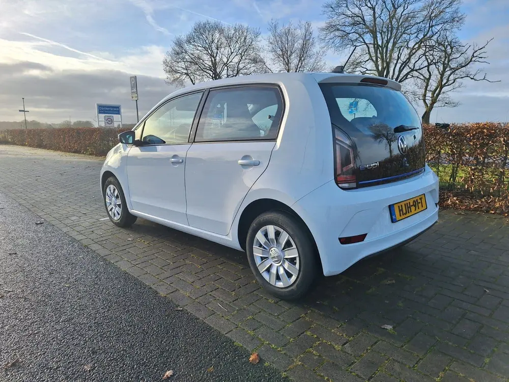 Volkswagen Up! e-up! 82PK 5D 2021 Wit. CCS laden goedkoop rijden uit 2021, foto 4